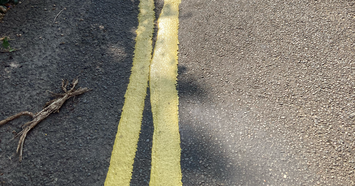 Yellow lines web 2