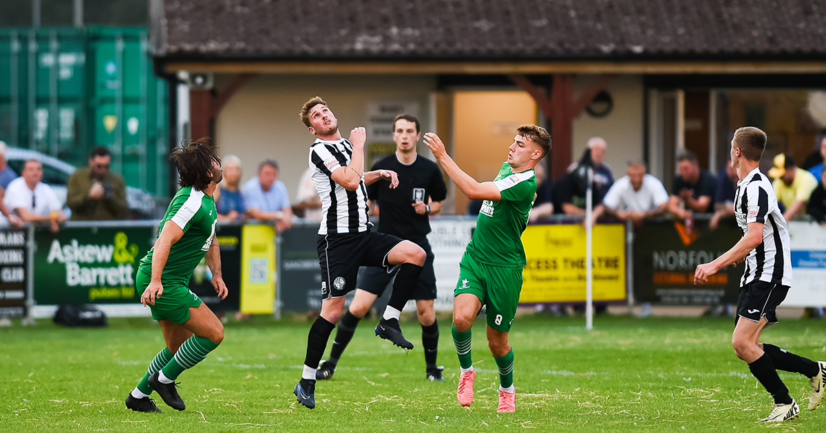 WEB 8 action shot with referee WEB 8 action shot with referee